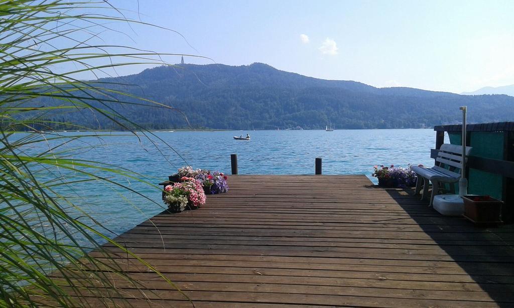 Haus Angelika - Ferienwohnung Woerthersee เพิร์ทชาค อัม เวิร์ทเทอร์ซี ห้อง รูปภาพ